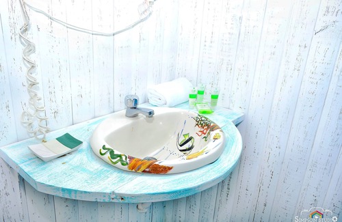 Corn Island Hotel | Arenas Beach Hotel