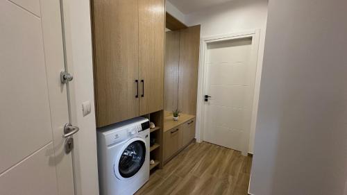 Qender Apartamento | Aria's Apartment - City Center