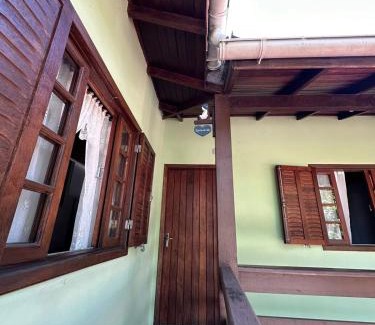 Armacao Casa | Armação - Florianópolis - 2 quartos de casal