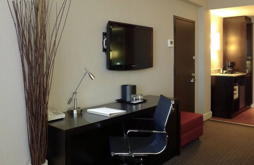 Saint-Laurent Apartamento | Armon Plaza Montreal Airpt, Trademark Collection by Wyndham