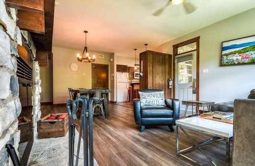 Tremblant-Les-Eaux Condominio | Arnica 209★5 Beds★View★Walk to Mountain★Fireplace