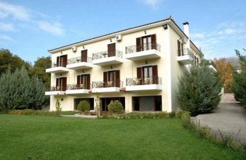 Klitoria Hotel | Aroanios Hotel