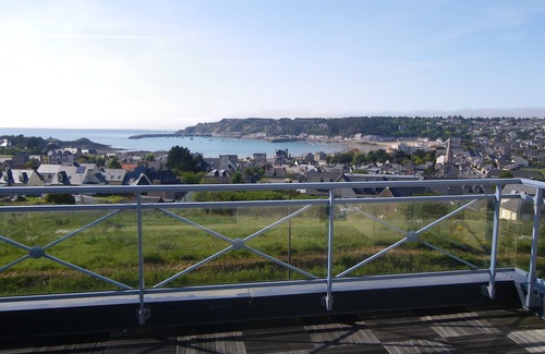 Erquy Villa | Villa con vista al mar con casa de huéspedes, piscina cubierta climatizada