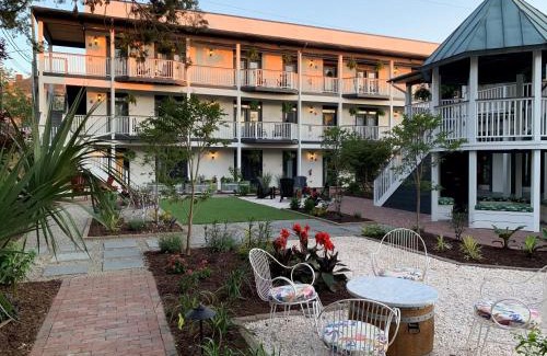 Wilmington Historic District Hotel | ARRIVE Wilmington