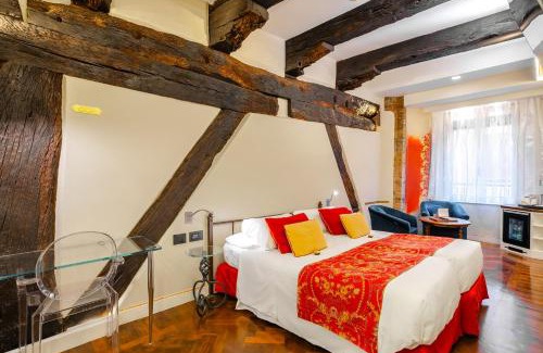 Historic Center Hotel | Art Hotel Commercianti