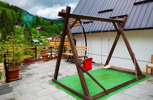 Pejë Chalet De Esquí | Art Resort
