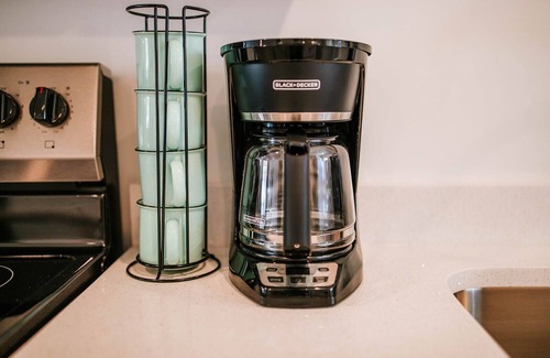 Athens Apartamento | Artist Retreat - Near Downtown, Stadium, Campus