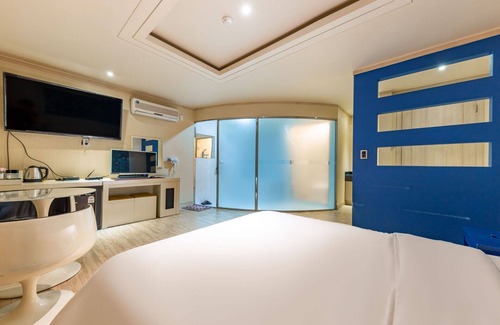 Araemojong Hotel | Asan Carnegie