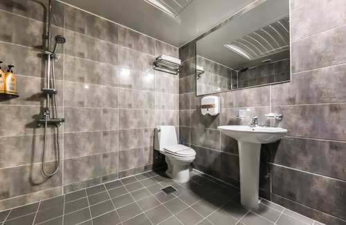 Oncheon-dong Hotel | Asan D-day