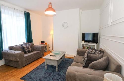 Trafford Casa | Ash House