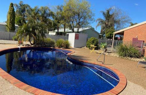 Mulwala Hotel | Ashleigh Court Motor Inn