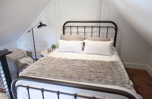 Hamilton Casa | Ashling Acres