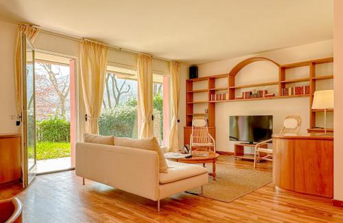 Lecco Apartamento | Aspromonte Lakeside Suite - Lecco Garden Retreat