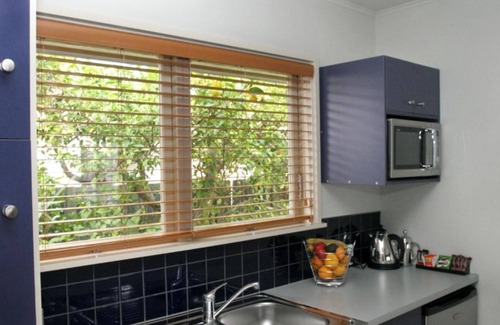 Taradale Hotel | Asure Colonial Lodge Motel