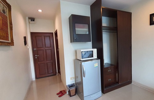 Sathorn Hotel | At 1150 villa