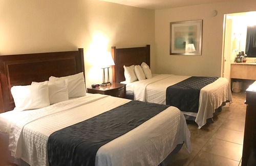 Fort Pierce Hotel | At Home Inn