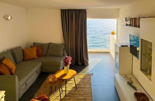 Callao Salvaje Apartamento | At the ocean’s edge