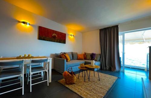 Callao Salvaje Apartamento | At the ocean’s edge