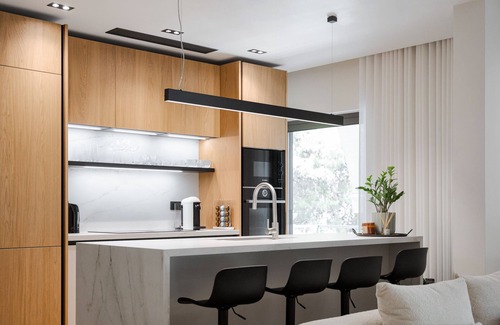 Varkiza Apartamento | Athenian Riviera Stunning Residence