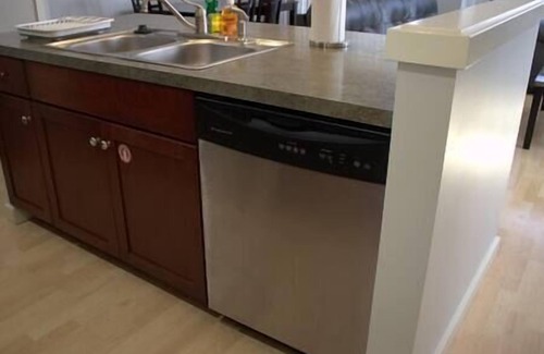 Athens Apartamento | Athens city townhouse, 2 King masters, 2.5 baths