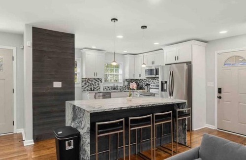 Gresham Park Casa | Atlanta Best Value 10 minutes from downtown ATL