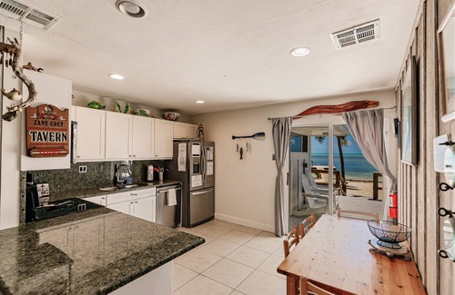 Layton Casa | Océano Atlántico frente a la playa dúplex con muelle privado y la mejor playa