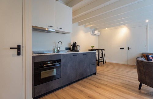 Yerseke Apartamento | Atmospheric stay in Zoute cottage Westerschelde - ideal for 2 people