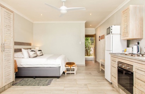 Nelspruit Cabaña | AtNature Luxury Self Catering Cottages