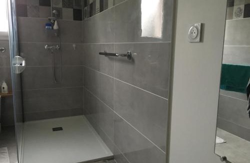 Guecelard Casa | Au Vieux Bourg