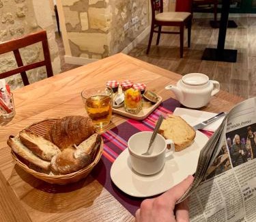 Blaye Hotel | AUBERGE DU PORCHE