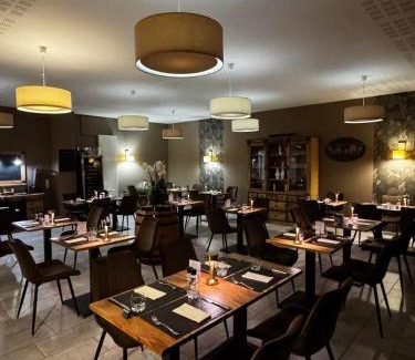 Les Hautes-Rivieres Hotel | Auberge en Ardenne