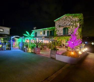 Le Plan-de-Grasse Hotel | Auberge les Aromes