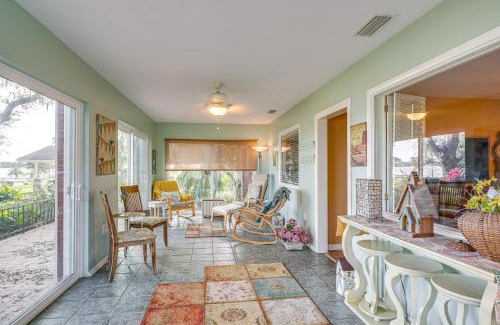 Auburndale Casa | Auburndale Vacation Rental with Yard and Lake Views