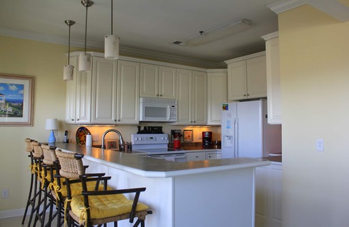 Ocean Isle Beach Condominio | 🏖 ¡Fin de verano especial! 17-24 de agosto! ¡Ultimo piso! 4 HAB / 4 Baños 🏖Acepta mascotas