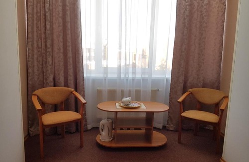 Leninskiy rayon Hotel | August Hotel