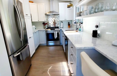 Beach Hampton Casa | August Last minute Special! Saltwater Pool, Private, 3 min walk to Ocean Beach