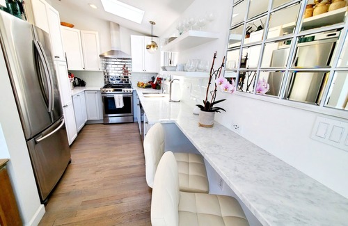 Beach Hampton Casa | August Last minute Special! Saltwater Pool, Private, 3 min walk to Ocean Beach