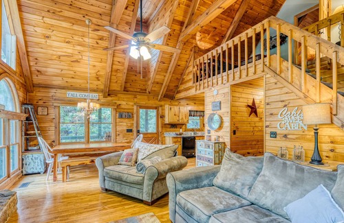 My Mountain Cabina | Authentic Rustic Log Cabin - Fireplace, Fire pit, 2 Acres, Peaceful Outdoors