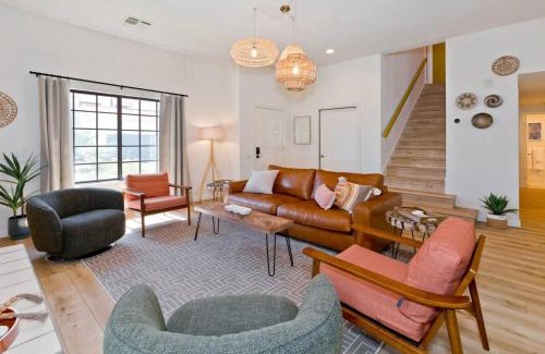 La Quinta Casa | Avocado Toast - Steps To Tennis, Pickleball, Golf