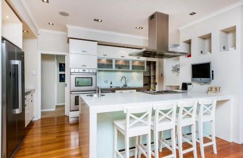 Milford Villa | Award winning house