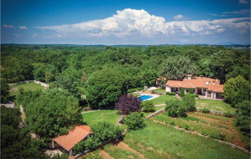 Belavici Casa | Awesome Home In Belavici With Sauna