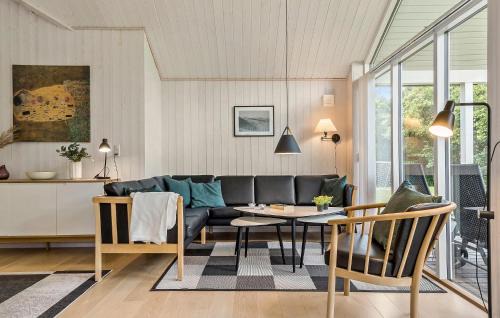 Fjellerup Casa | Awesome Home In Glesborg With Sauna