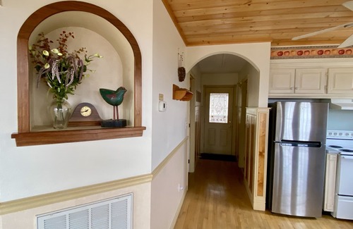 Chalet Village Chalet De Esquí | Hermosas vistas a la montaña, excelente ubicación cerca de la ciudad y el parque, chimenea, jacuzzi