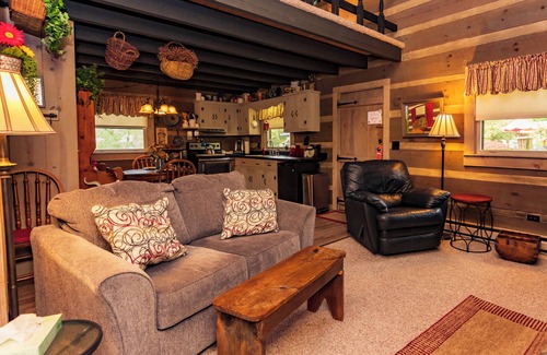 Blowing Rock Hotel | Azalea Garden Inn