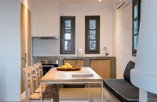 Naousa Villa | Azure 5 Bedroom Villa Sea View Private Pool