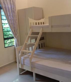 Gua Casa | azzahra homestay