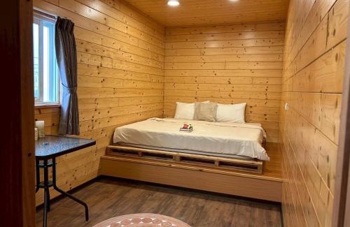 White Sand Beach Casa | B&B American Style cabin 5 minutes from the sea