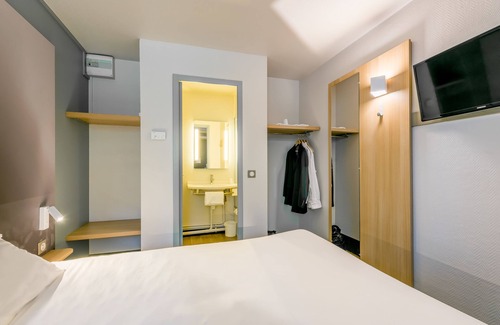 Villeneuve-Loubet Hotel | B&B HOTEL Villeneuve-Loubet Plage