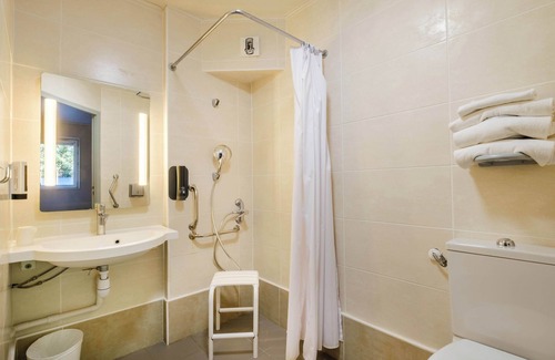 Villeneuve-Loubet Hotel | B&B HOTEL Villeneuve-Loubet Plage