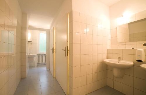 gmina Leszno Cama Y Desayuno | B&B Julinek Park